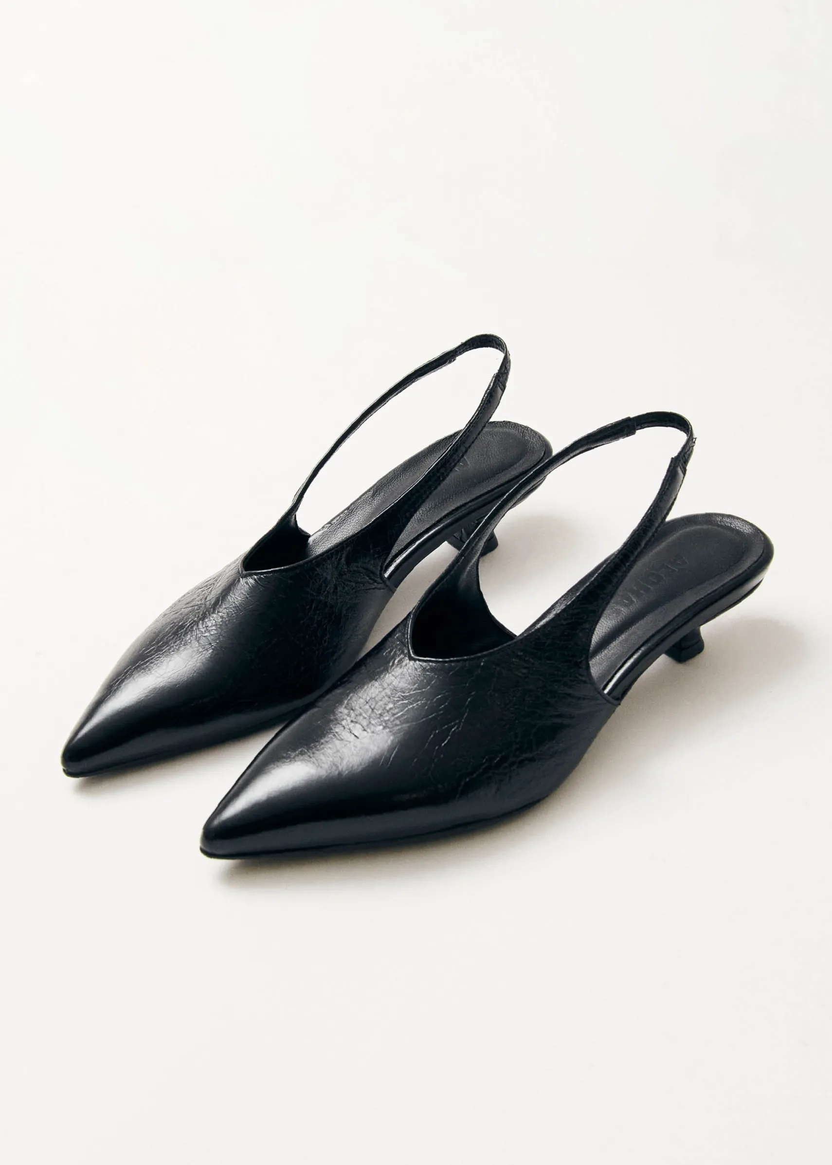 ALOHAS Eros Leather Pumps