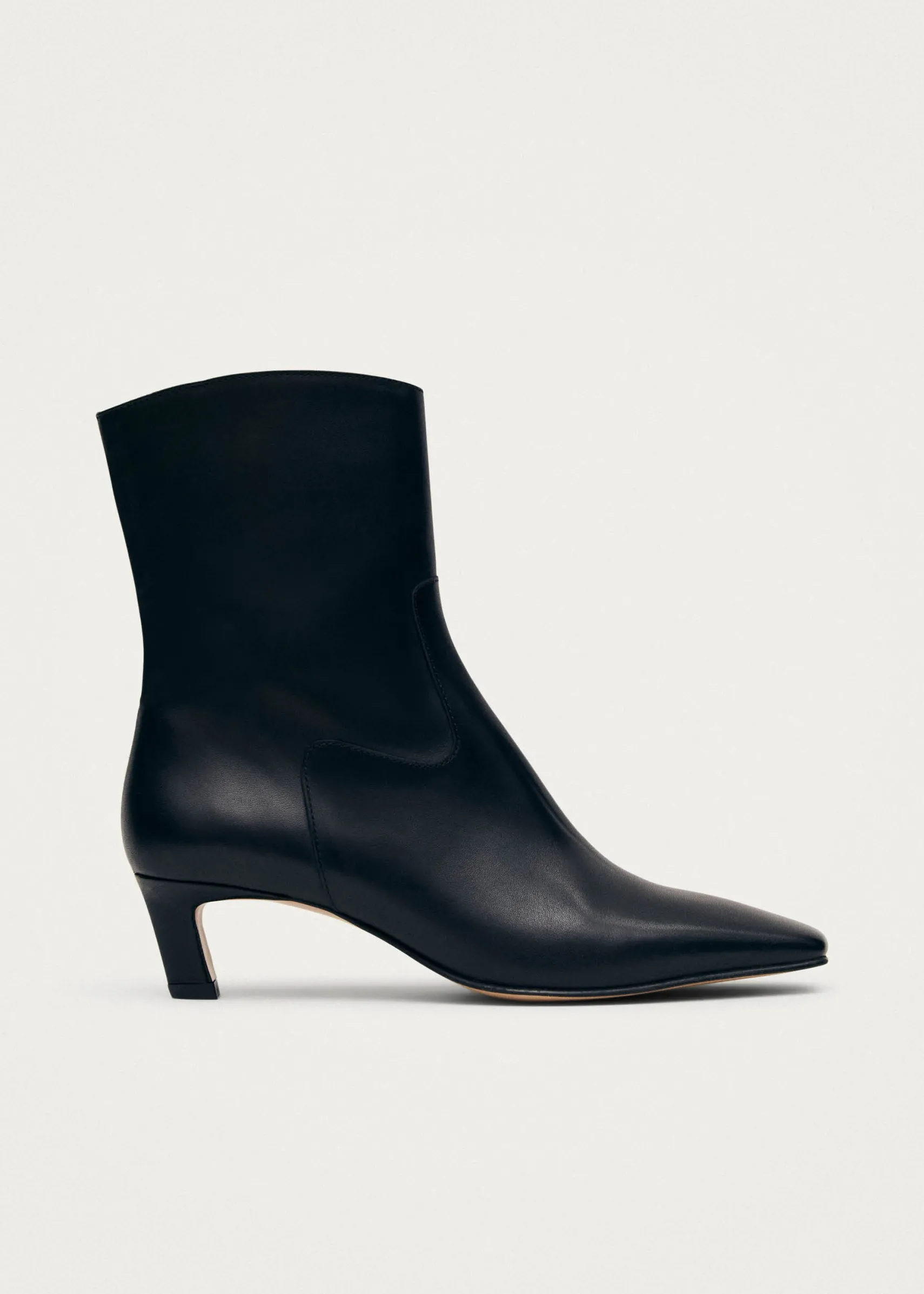 ALOHAS Nash Leather Ankle Boots