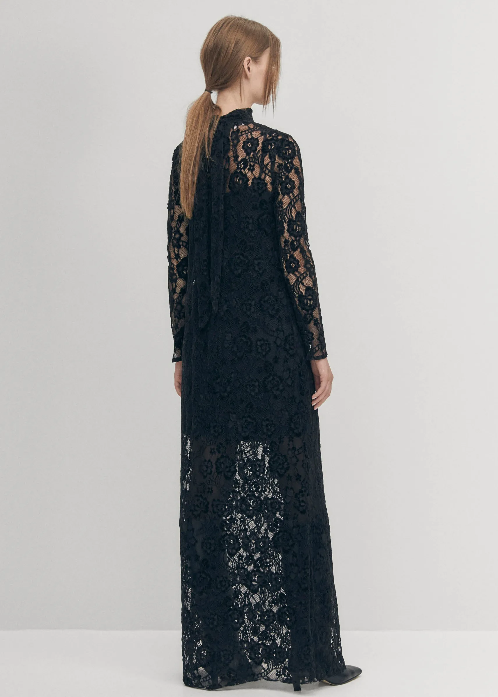 ALOHAS Tiban Lace Black Dress