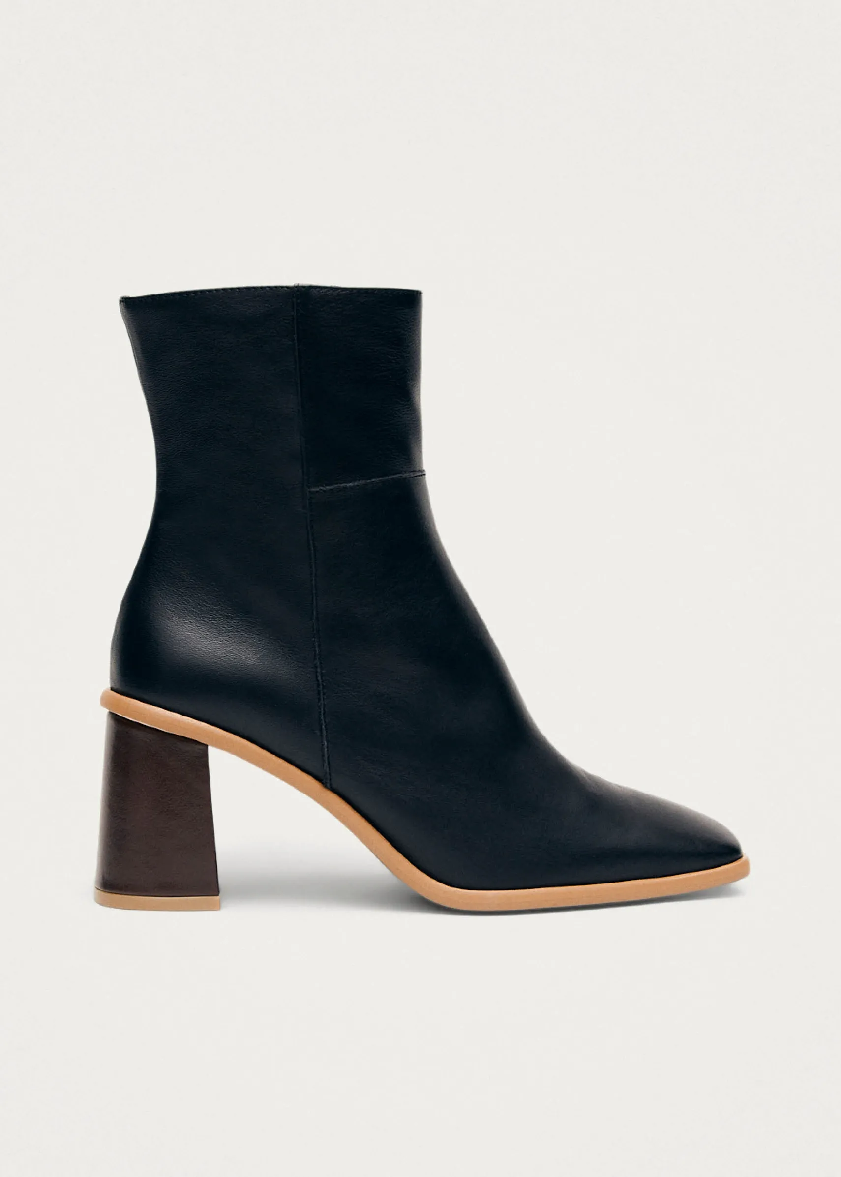 ALOHAS West Vintage Black Leather Ankle Boots