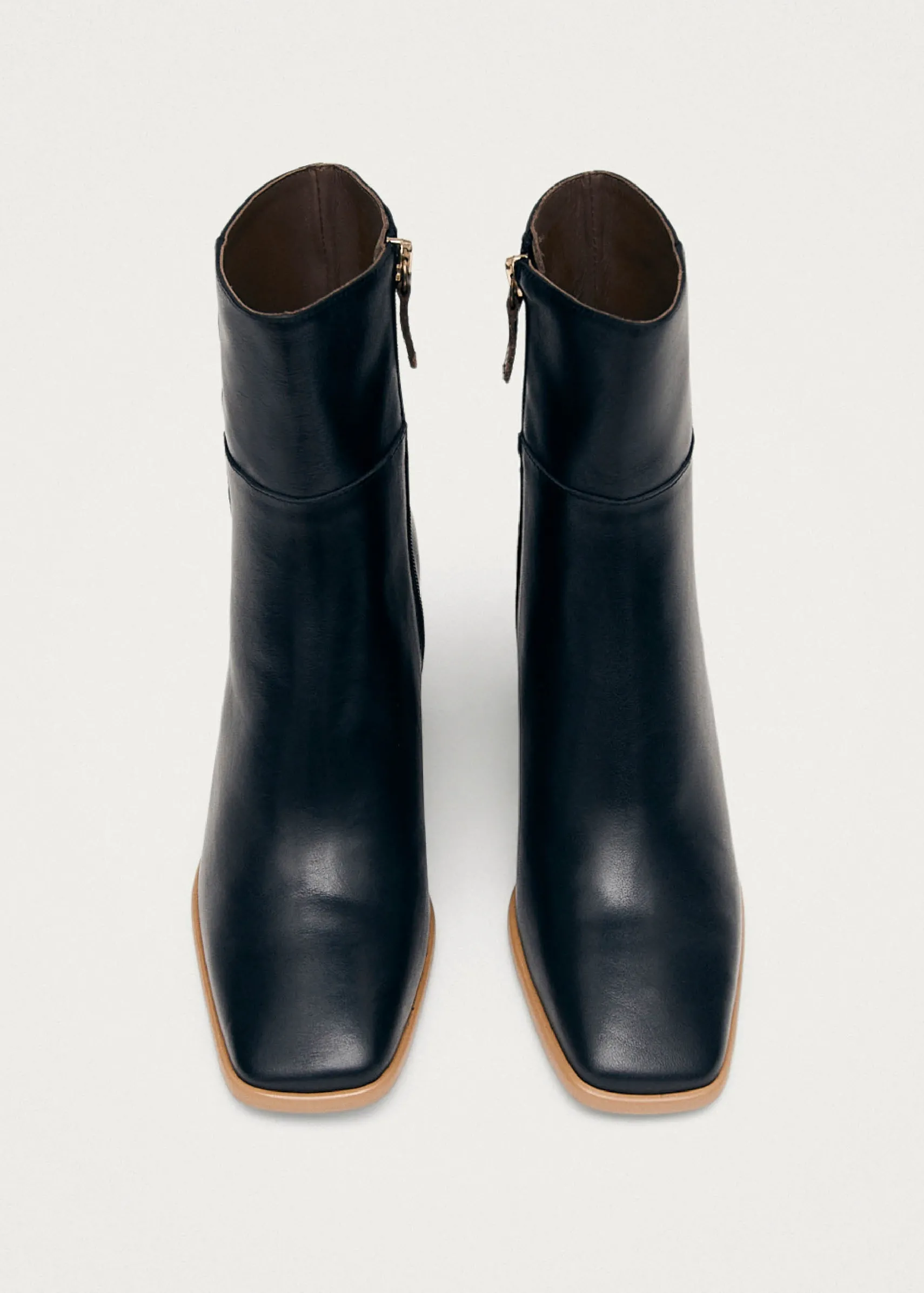 ALOHAS West Vintage Black Leather Ankle Boots
